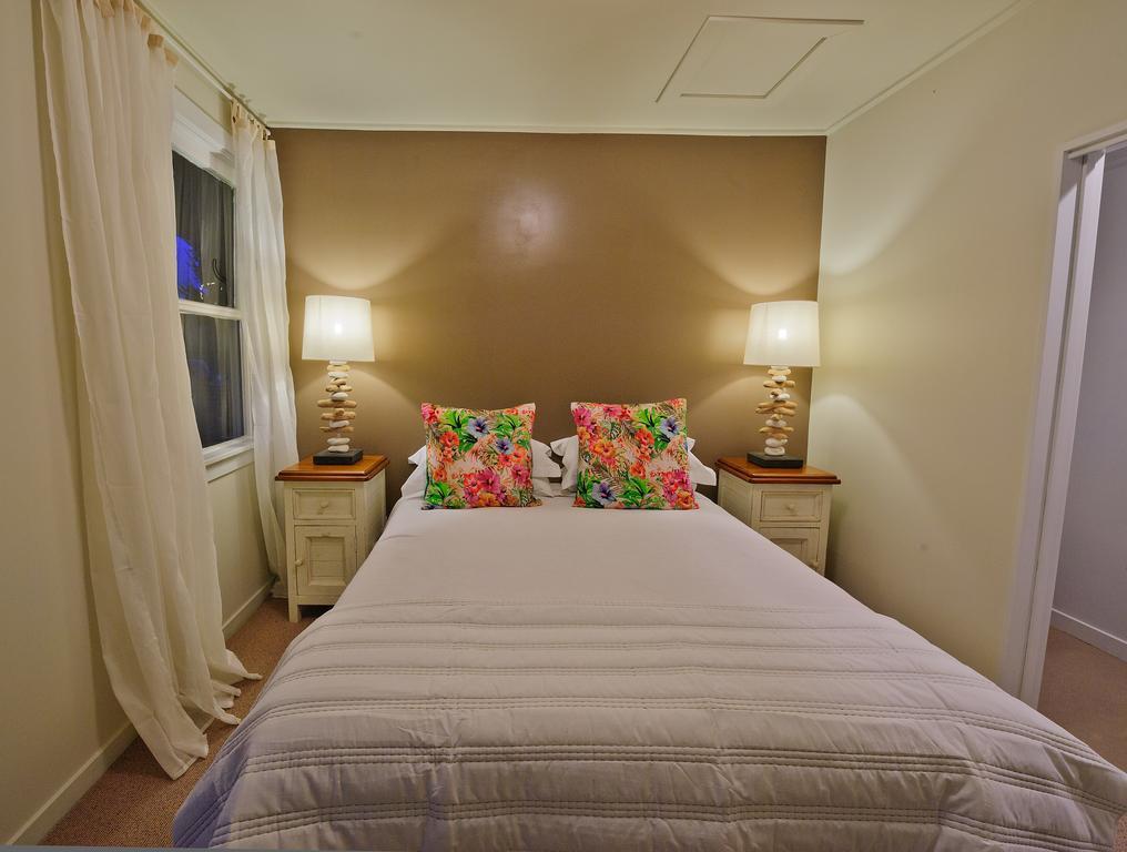 Blacks Hotel Ophir Екстер'єр фото
