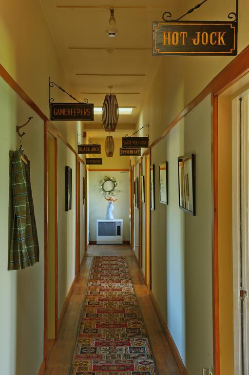 Blacks Hotel Ophir Екстер'єр фото