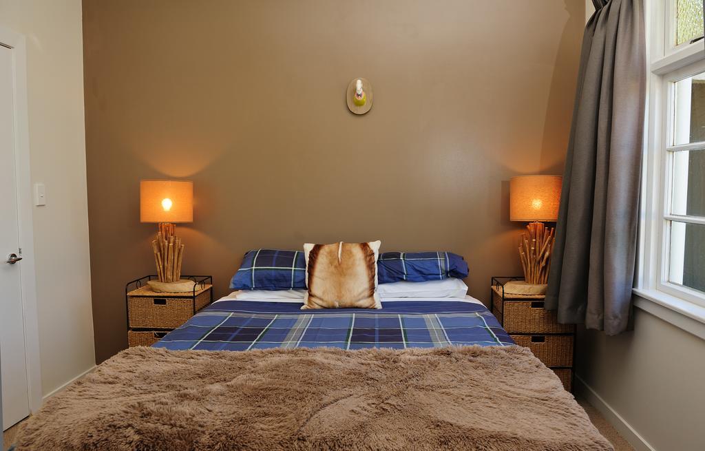 Blacks Hotel Ophir Екстер'єр фото